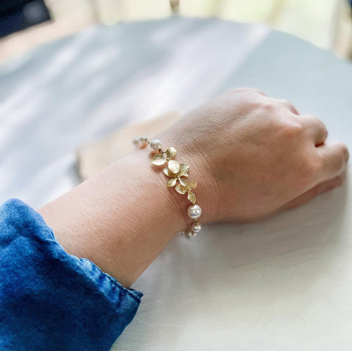 Cream Pearl Floral Bracelet, Pearl Wrapped Chain in Sterling Silver or Gold Orchid Flowers, Wedding Jewelry, Choose Your Color
