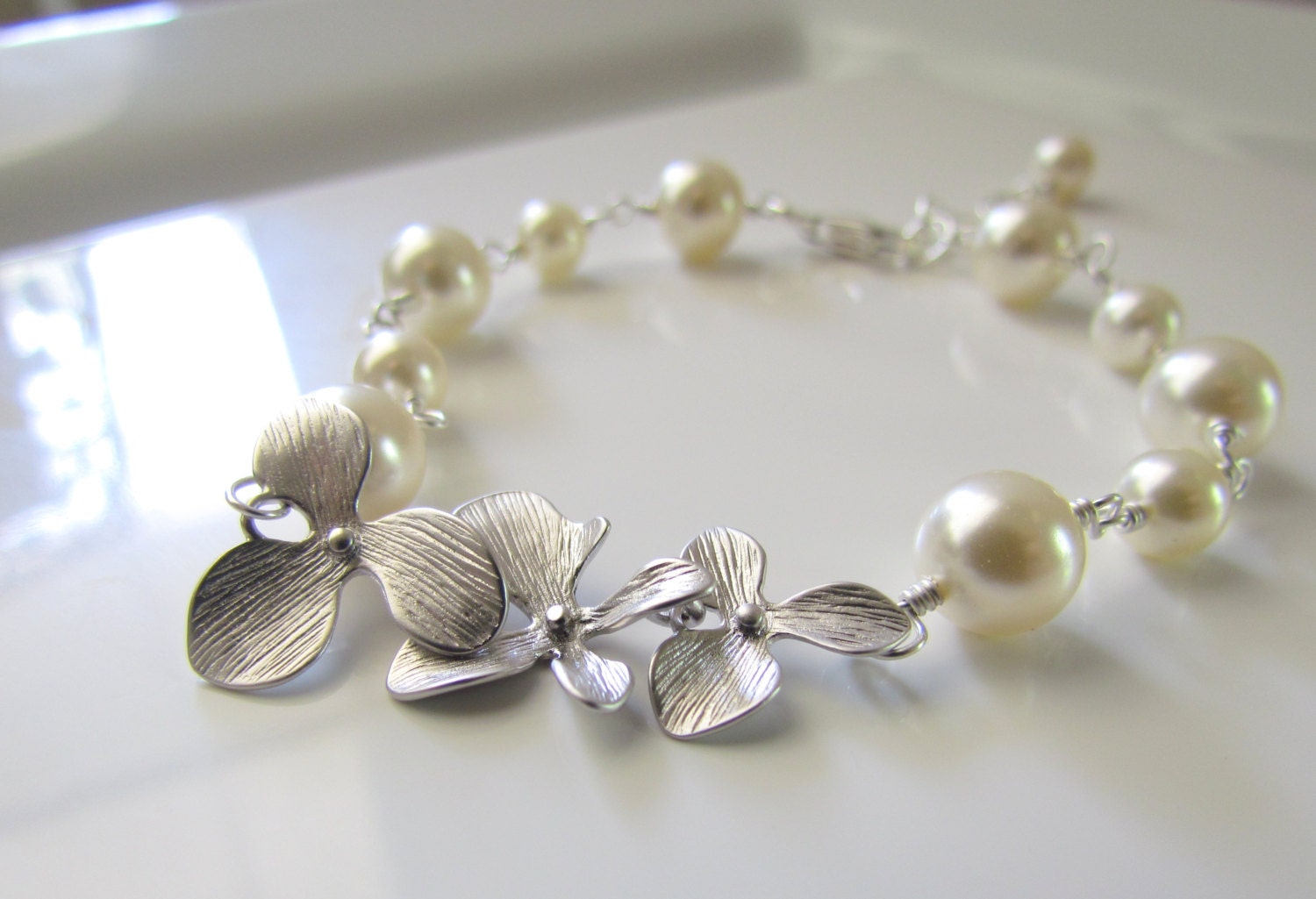 Cream Pearl Floral Bracelet, Pearl Wrapped Chain in Sterling Silver or Gold Orchid Flowers, Wedding Jewelry, Choose Your Color